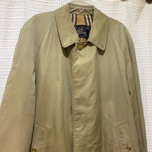 Burberry Vintage Men’s Tan Trench Coat